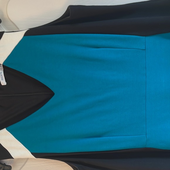 Very flattering dress. Teal, black and white fully lined. - Picture 4 of 8